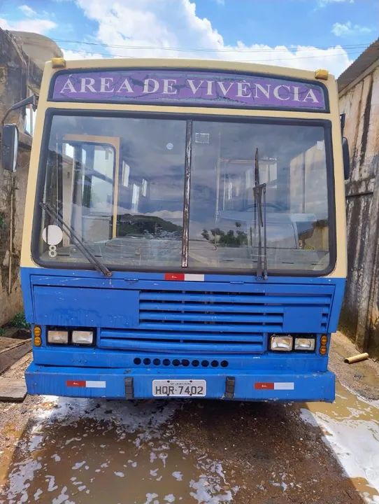 Ônibus  - Área de Vivência