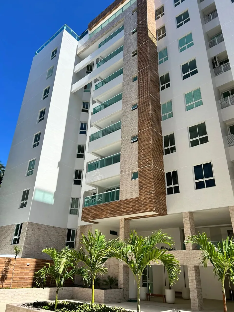 Imóvel para aluguel com 90 metros quadrados com 3 quartos em Pitangueiras - Lauro de Freit