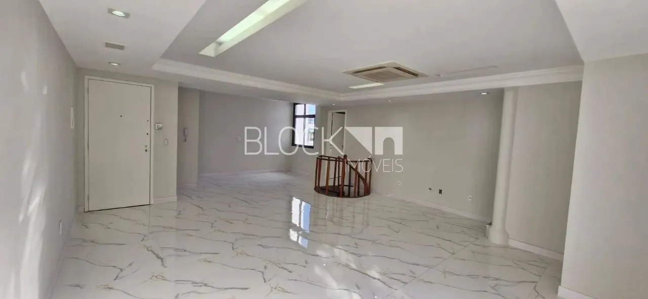 Recreio dos Bandeirantes | Apartamento 3 quartos, sendo 1 suite