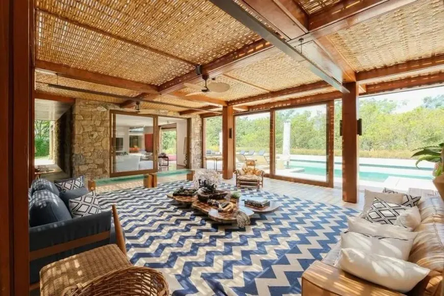 Casa térrea alto padrão à venda e locação no Condomínio Fazenda Boa Vista em Porto Feliz -