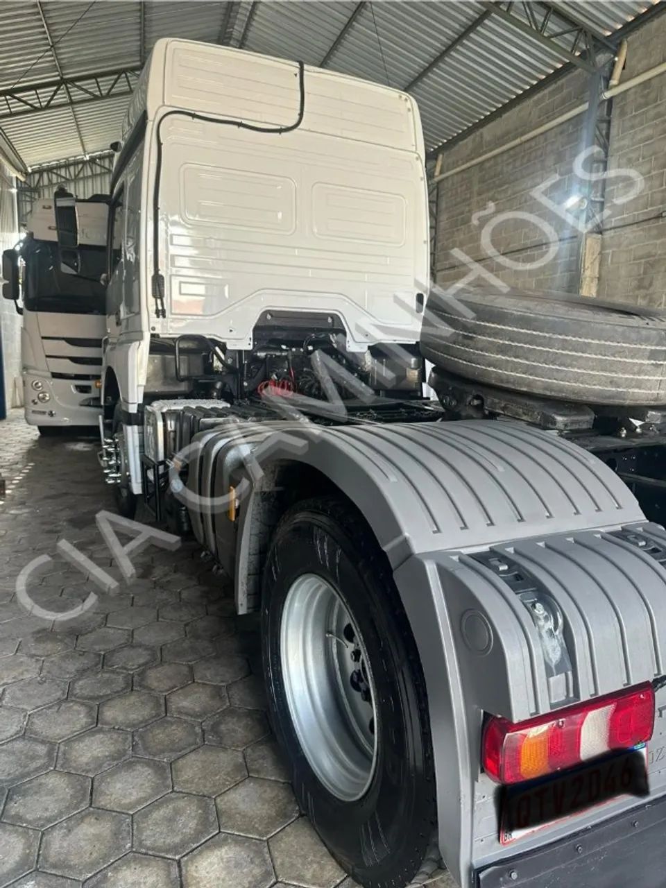 MB AXOR 1933 ANO 2020 - Foto 4