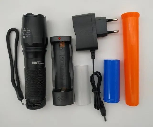 Lanterna Led Multifuncional X900 Aproveite - Foto 3