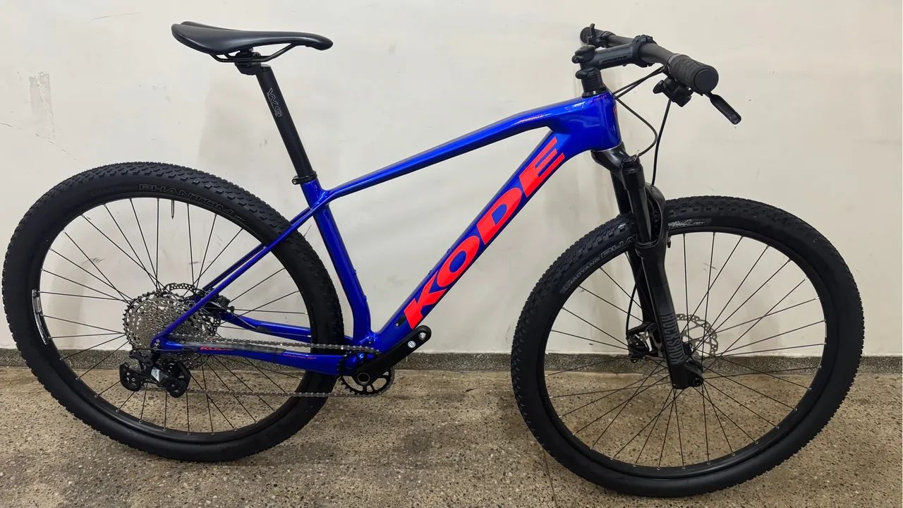 BICICLETA KODE PRODIGY CARBON 29 TAMANHO 17 SEMI NOVA  - Foto 2