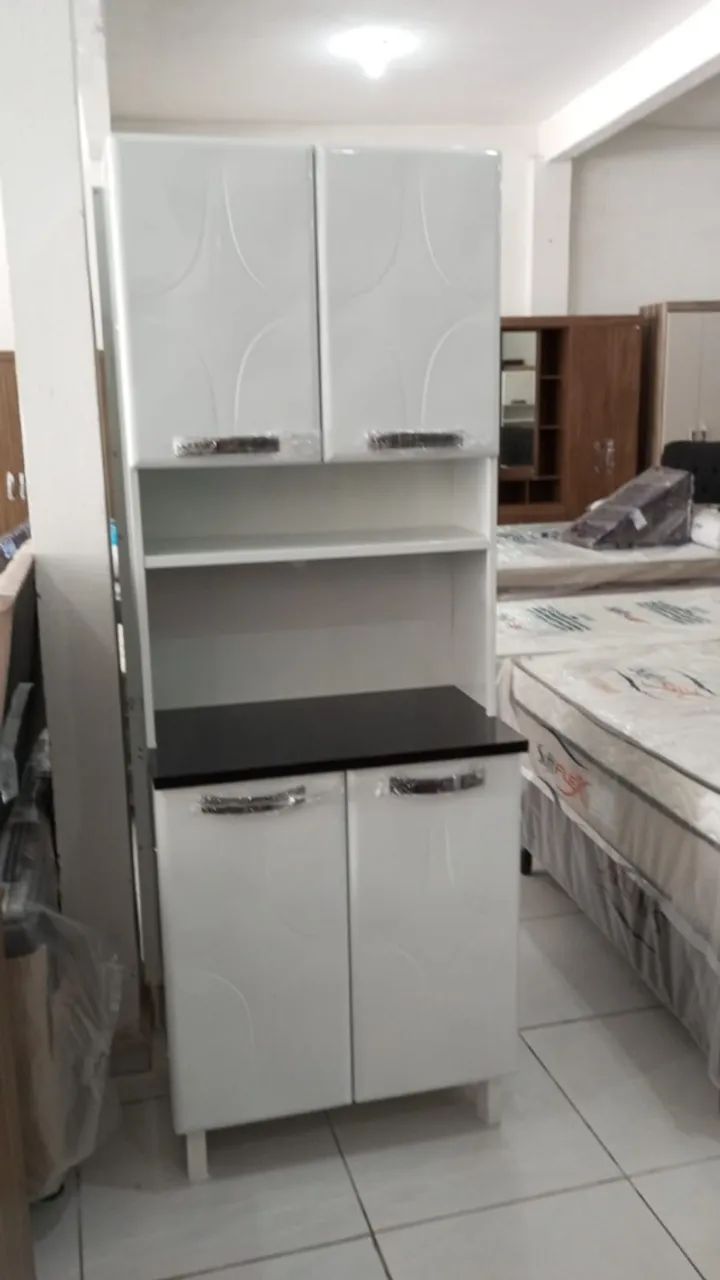 Armário em aço Perfeito para pequenos espaços ! 