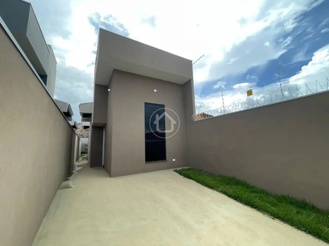 CASA NOVA NA REGIÃO DO NOVA LIMA