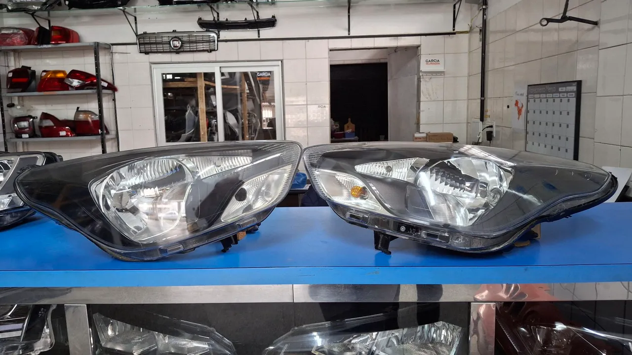 Par de farol Ford ka original 2014/2019