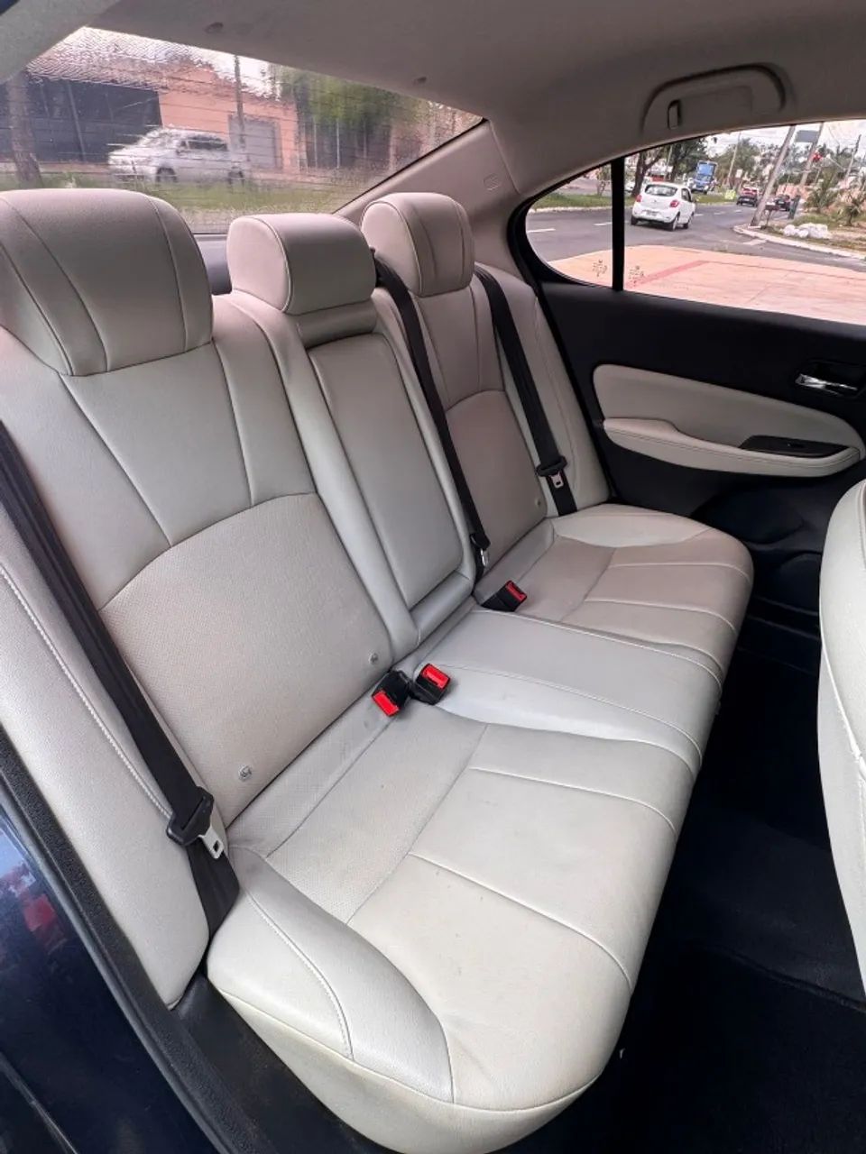 Honda City Sedan Touring 1.5 Flex 16V 4P Aut. 2023 - Foto 4