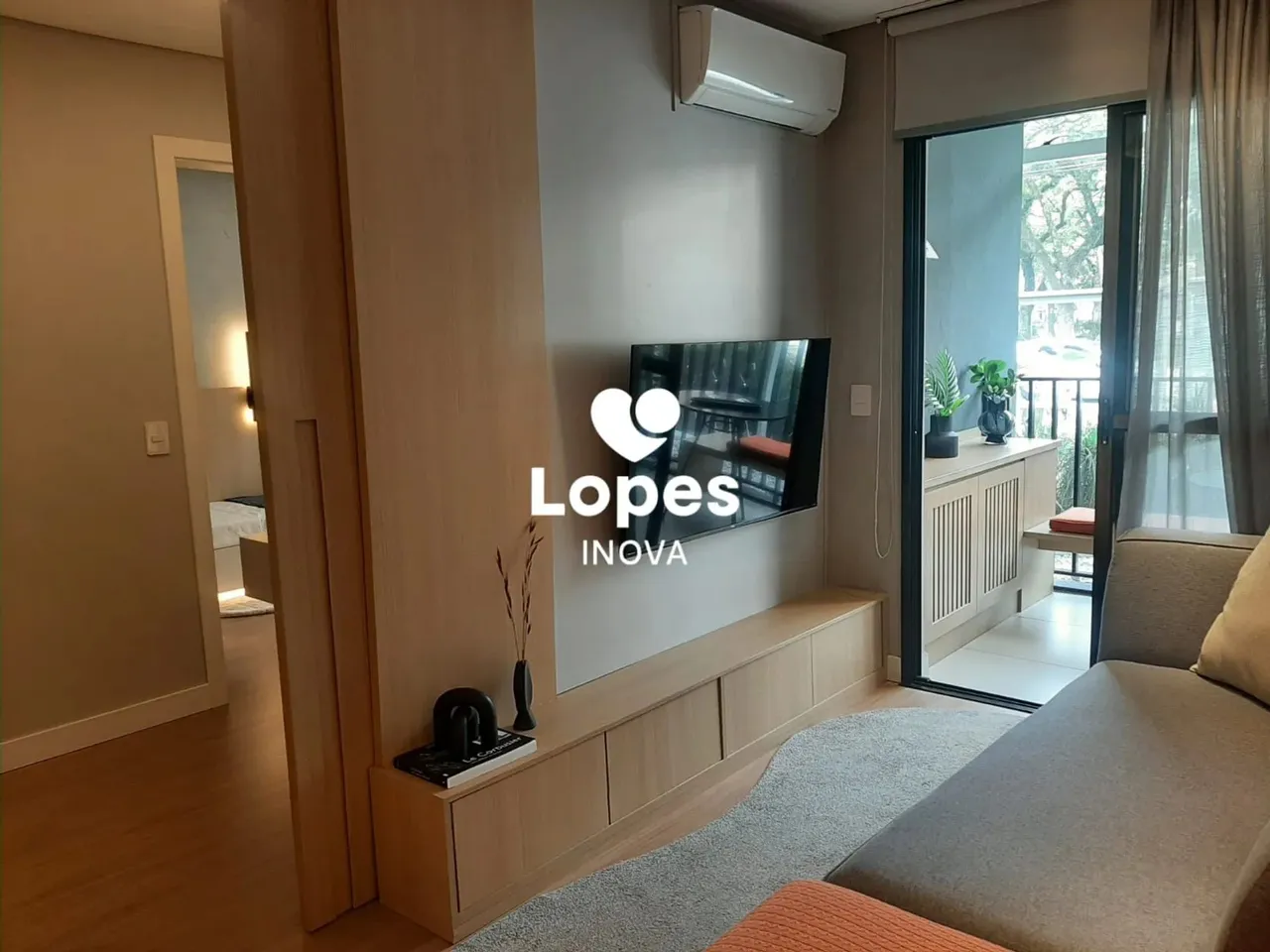 Apartamento á venda com 2 quartos,suíte,sacada e garagem no Portão - Curitiba - PR