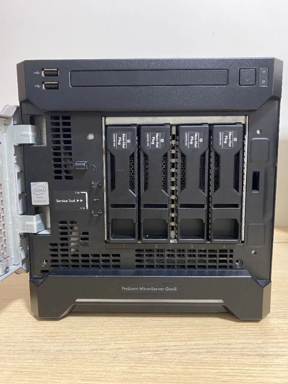 HP MicroServer Gen8 Server, Xeon E3-1240 V2, already with 4 TB, supports up to 4 HDDs/SSDs64396506131714122