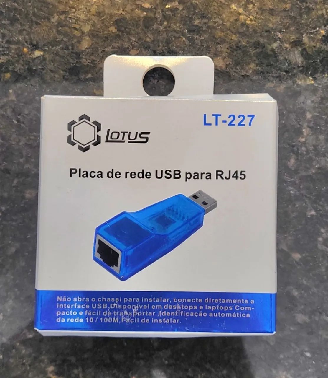Adaptador USB -RJ45 (Rede Internet) marca Lotus