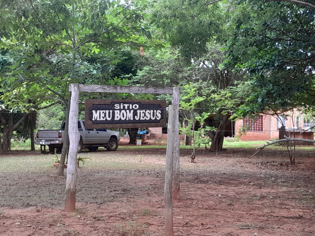 Vende-se um sítio de 3.8 HA em Jaraguari MS
