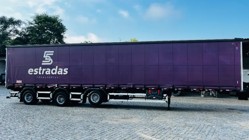 Carreta Vanderleia Sider 30 paletes
