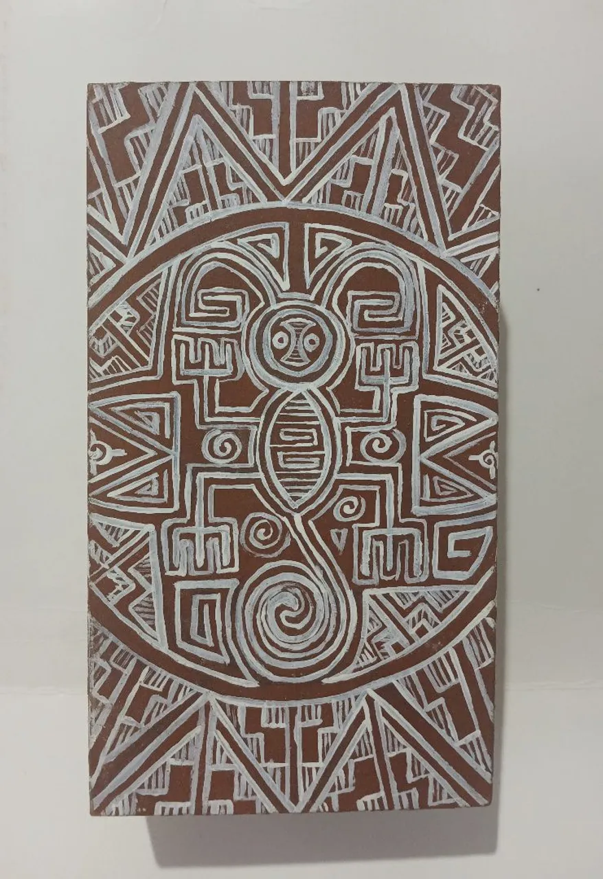 Caixa decorativa porta-jóia - com pinturas indígena aruak.