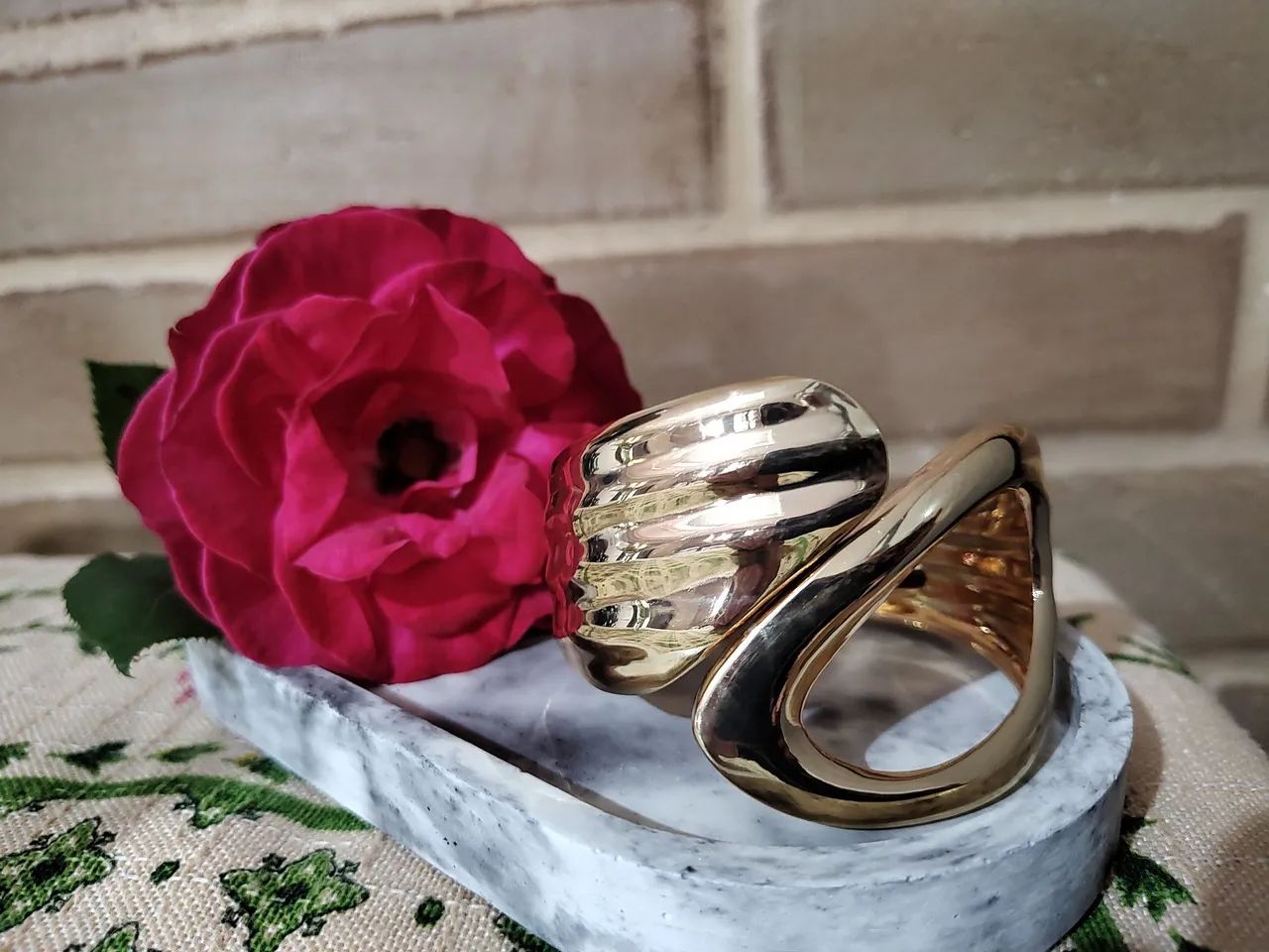Bracelete folheado em ouro 18k com Design Moderno - Foto 3