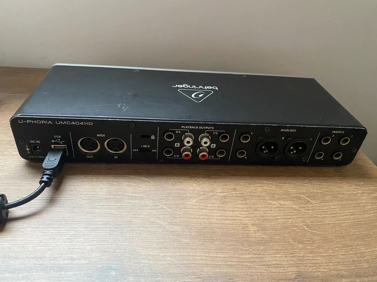 Behringer UMC404HD Audio Interface64573374413058122