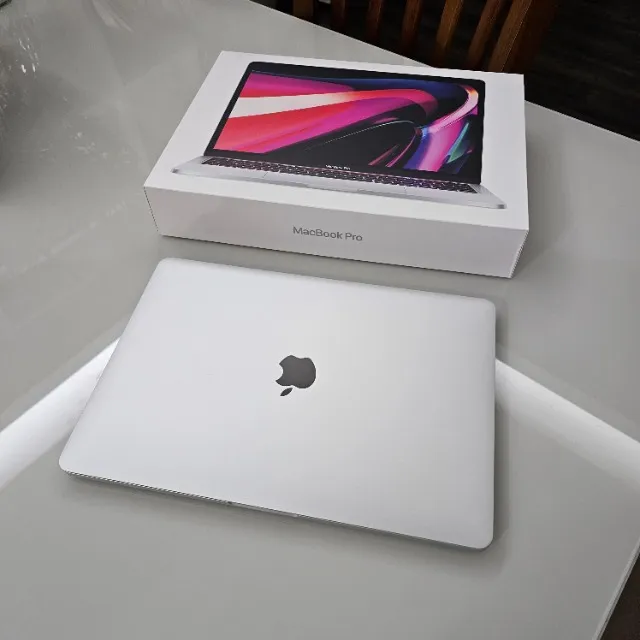 macbook pro 13 2020