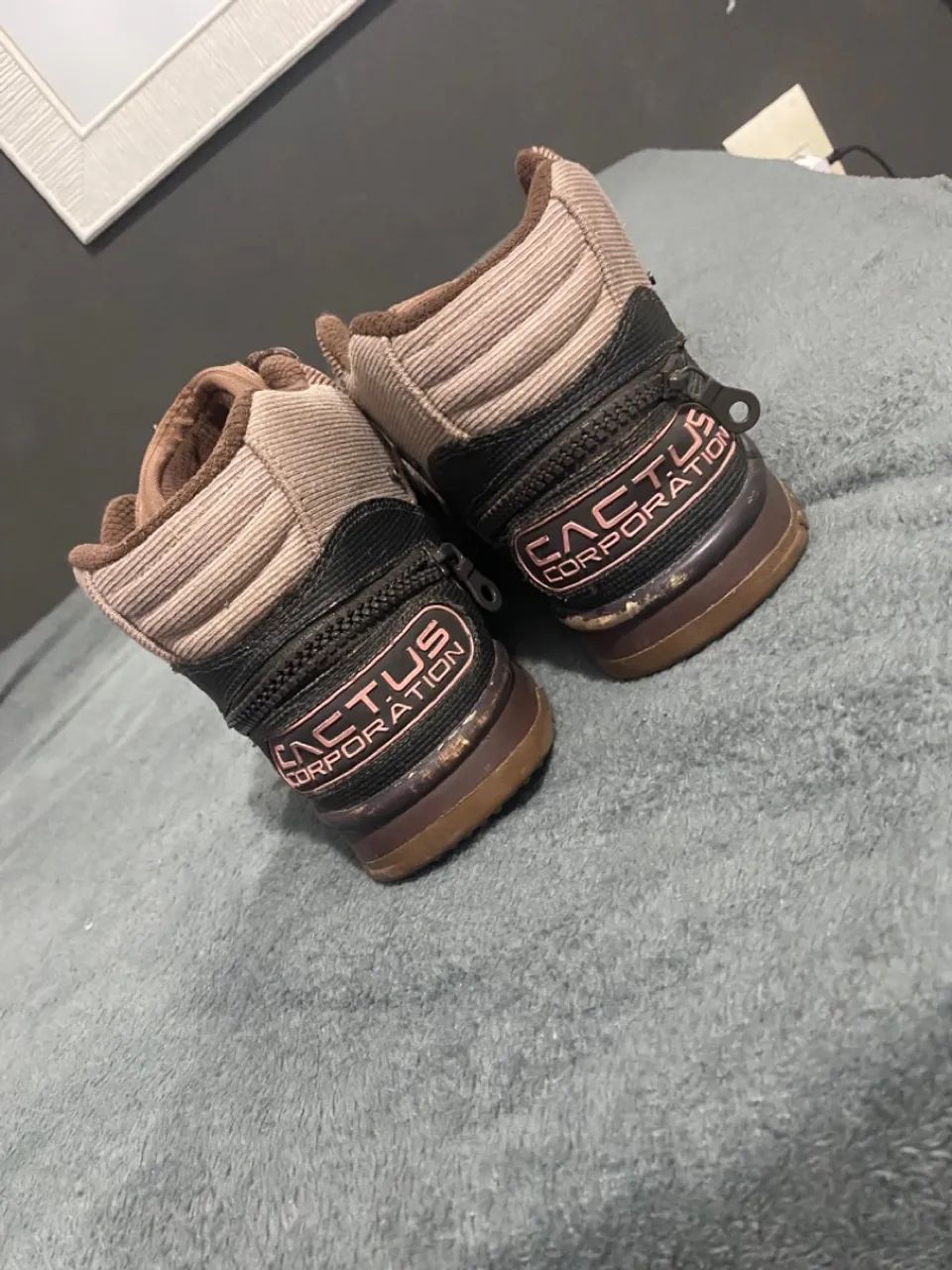 Travis Scott Nike Air Trainer 1  - Foto 3