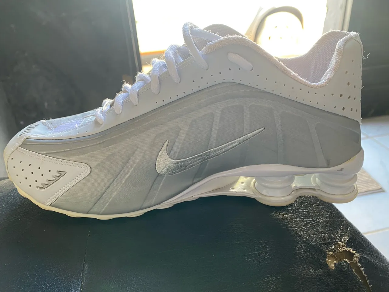 Nike Shox - Conforto e Estilo em um Só Tênis!