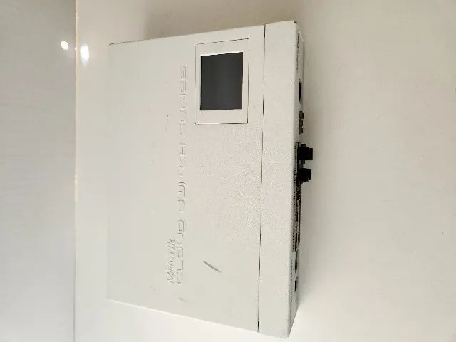 Switch Mikrotik CRS212-1G-10S-1S+IN