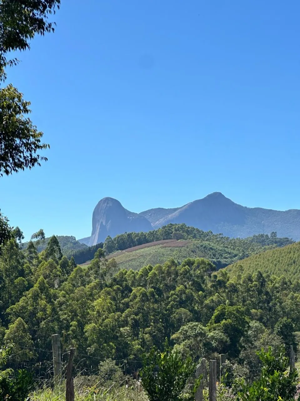 TERRENO À VENDA EM ALTO CAXIXE FRIO - VENDA NOVA DO IMIGRANTE (ES) ? VISTA ESPETACULAR