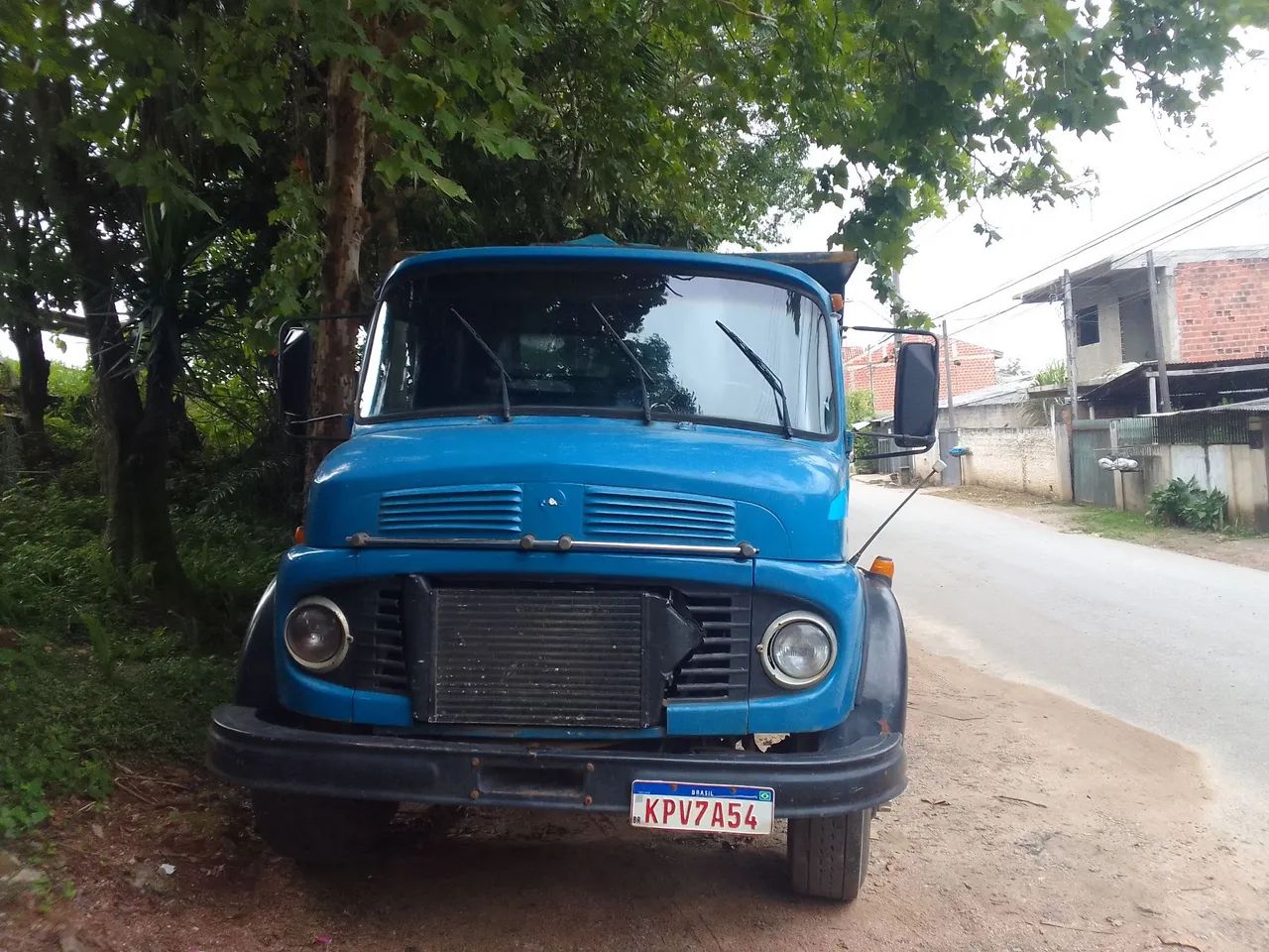 Caminhão 13 13  1981 