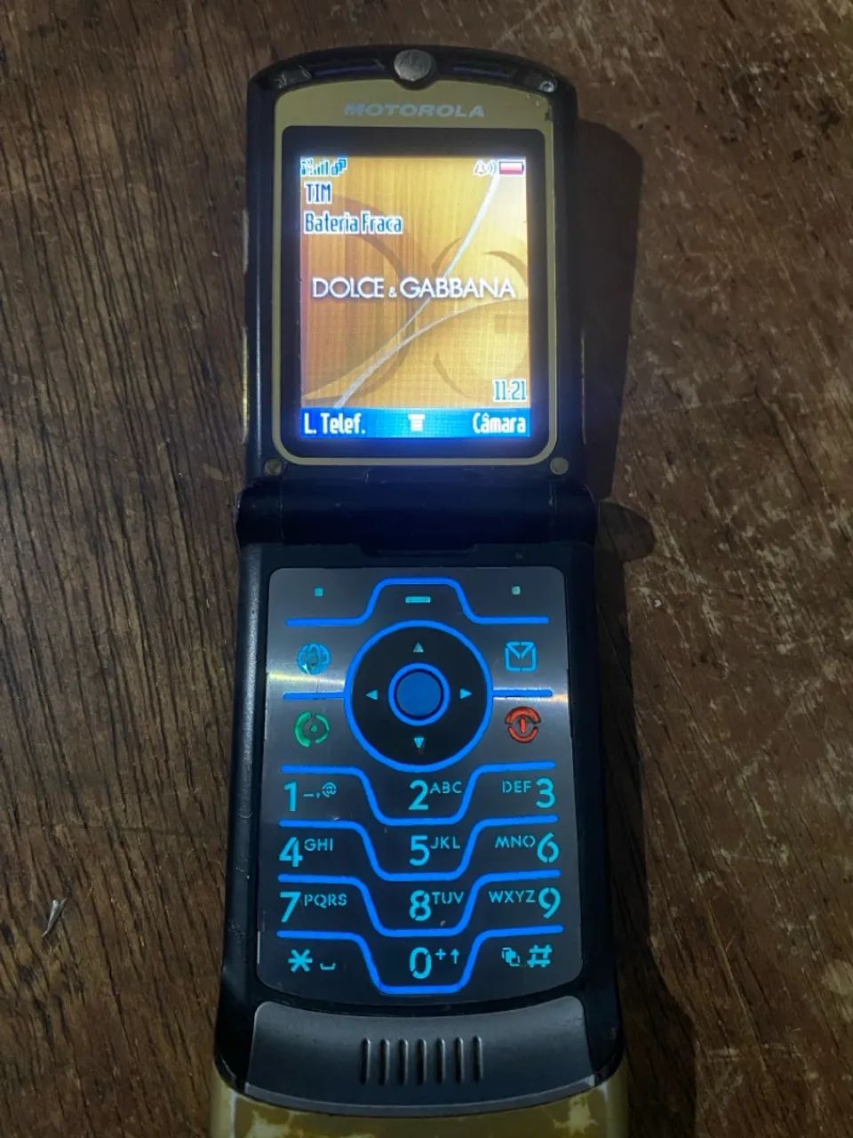 Celular Motorola Razr V3 - Dolce Gabbana - Foto 2