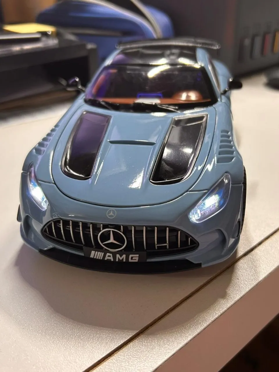 Mercedes Clk Gtr 1/18 Autoart - Hobbies e coleções - Parque