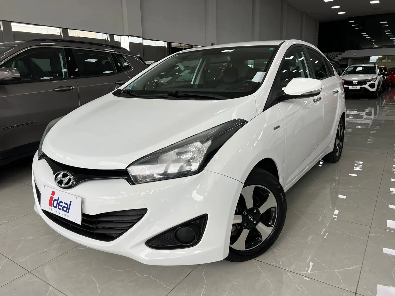 HYUNDAI HB20S 2015 Usados e Novos