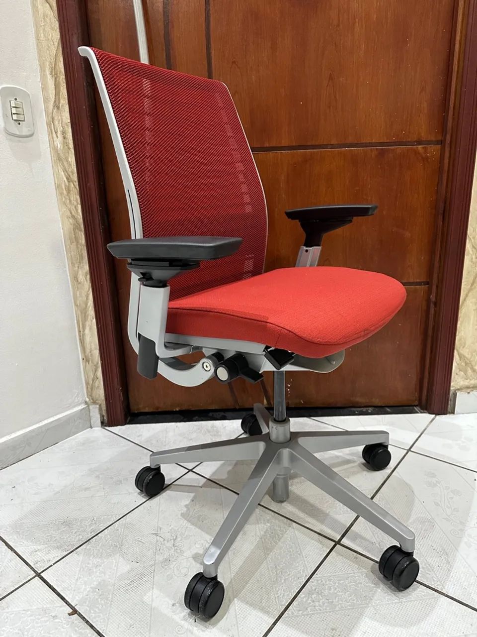 cadeira steelcase think v2 completa  - Foto 4