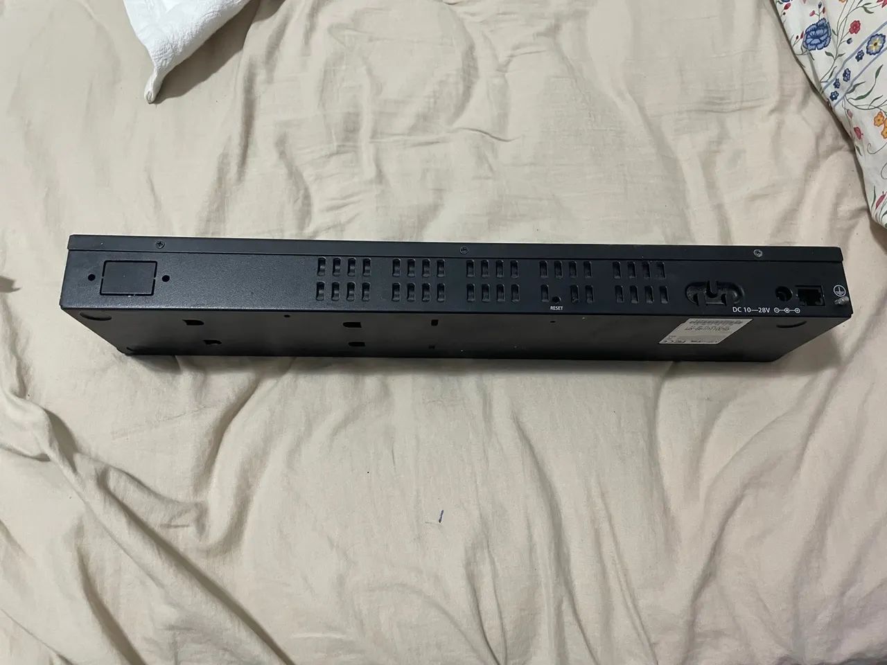 Switch TP-Link TL-SG1024 - 24 Portas Gigabit - Foto 5