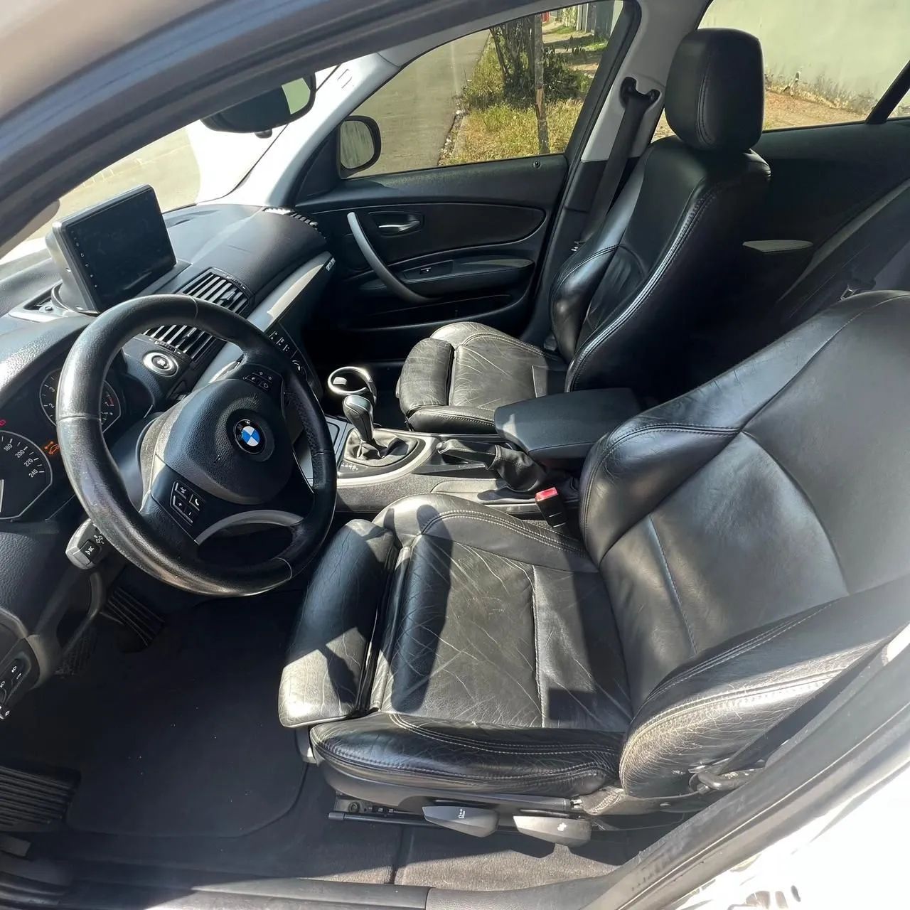 BMW 118i, carro bem cuidado sempre feito as manutenções. - Foto 3