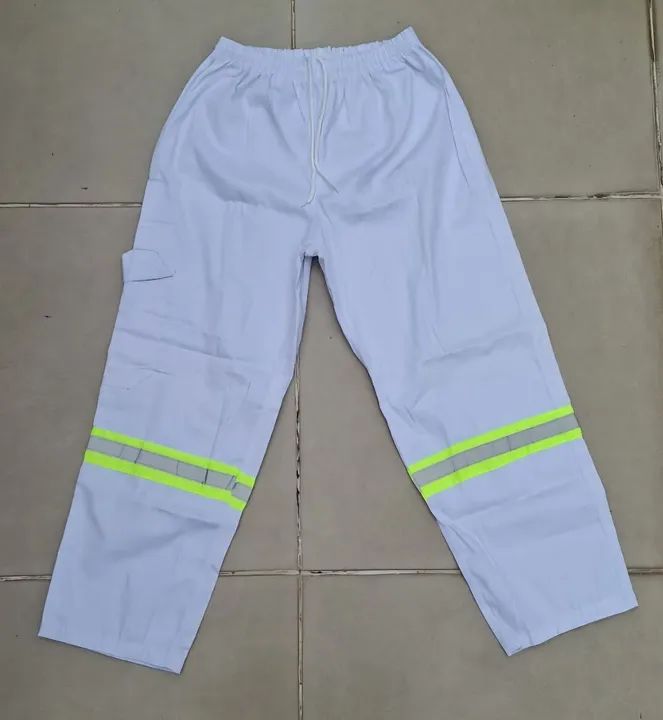 Calça de Uniforme com faixa refletiva - Foto 5