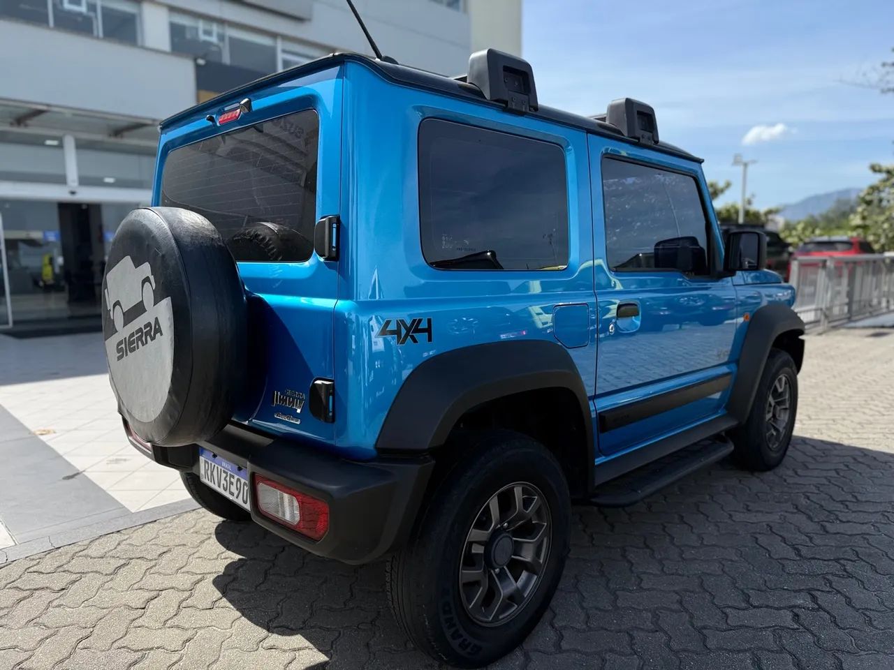 Jimny Sierra 4you AT 2022 - Douglas 9 8 3 3 2 8 7 1 1  - Foto 4