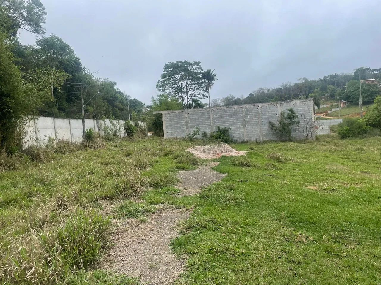 Terreno plano em área tranquila - Foto 3