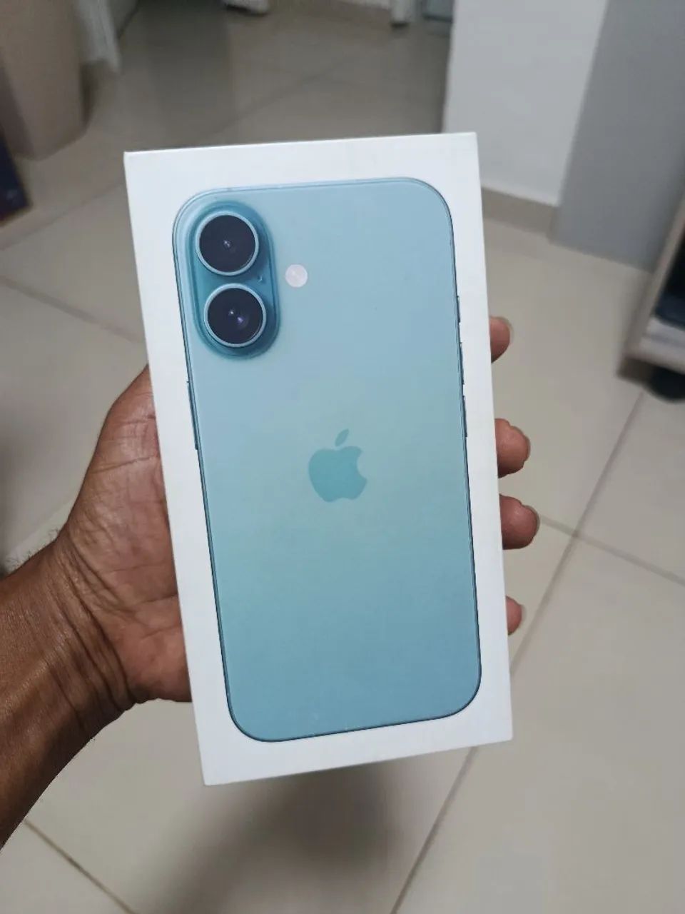 iPhone 16 verde 128 gigas 