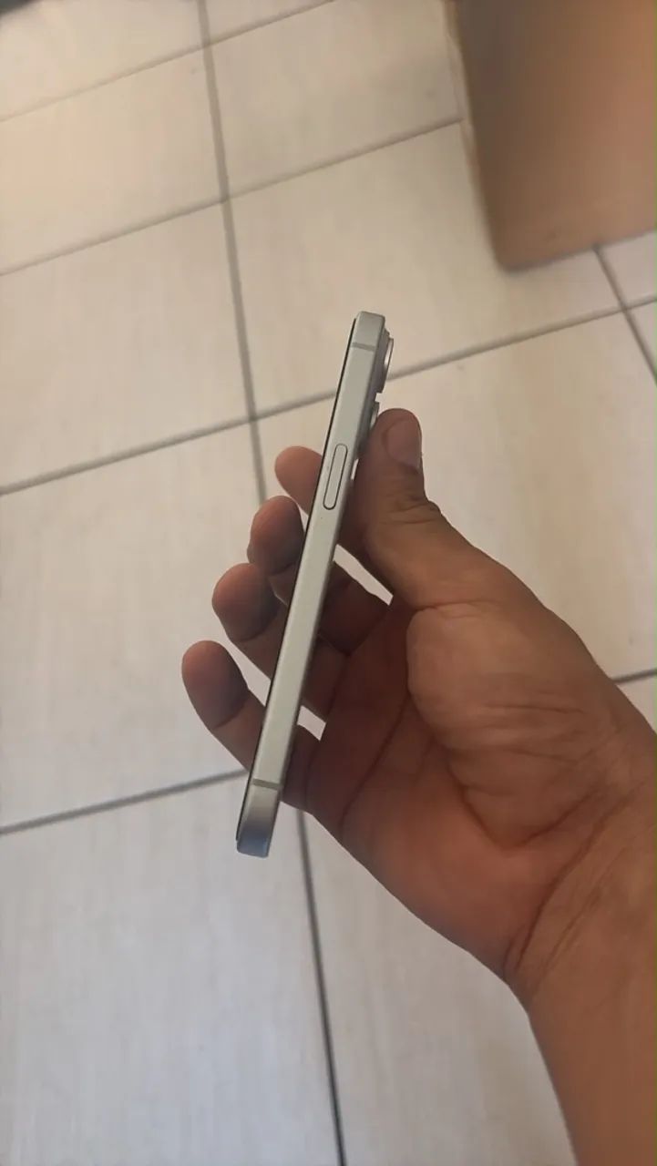 IPHONE 15 256gb - semi novo - Foto 4
