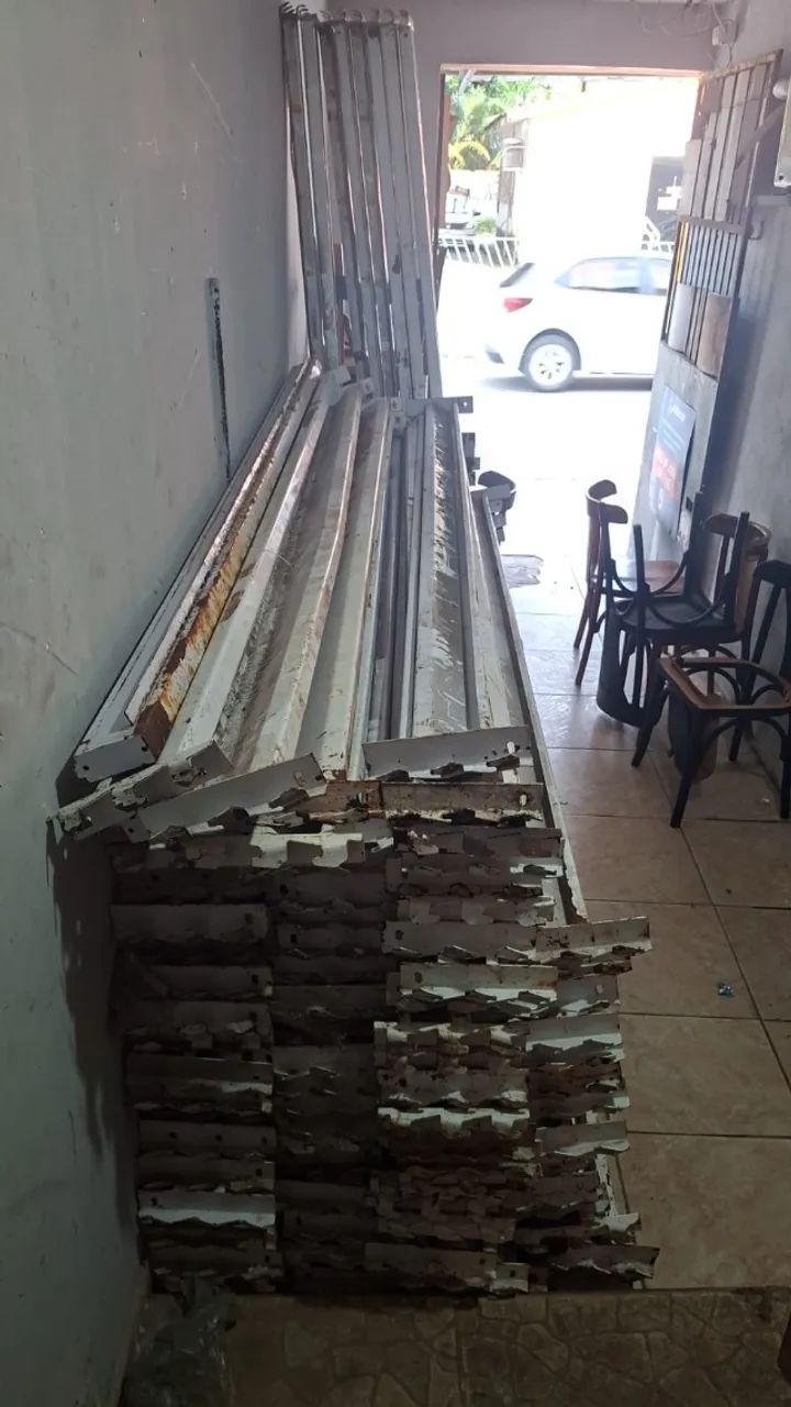 Longarina de 2,30m e capacidade de 2,5t. Valor: 150,00 reais a unidade. - Foto 3