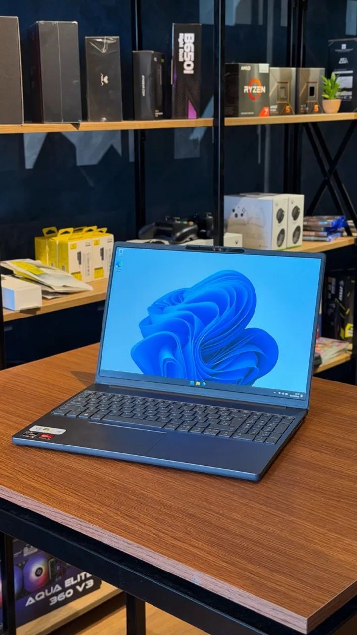 Notebook Lenovo Slim 3 Seminovo
