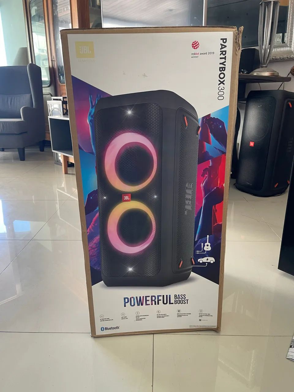 JBL PARTYBOX 300 - NA CAIXA