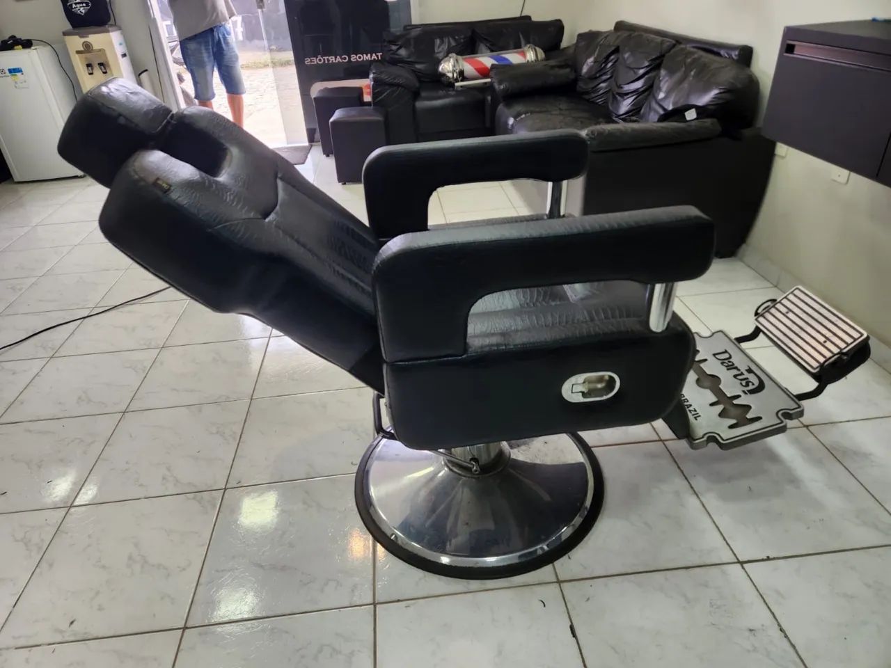 Cadeiras para barbearia  - Foto 3