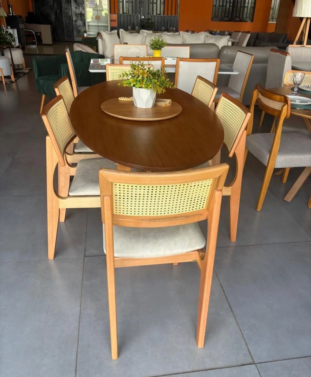 Mesa oval com 6 cadeiras Nova a pronta entrega  - Foto 2