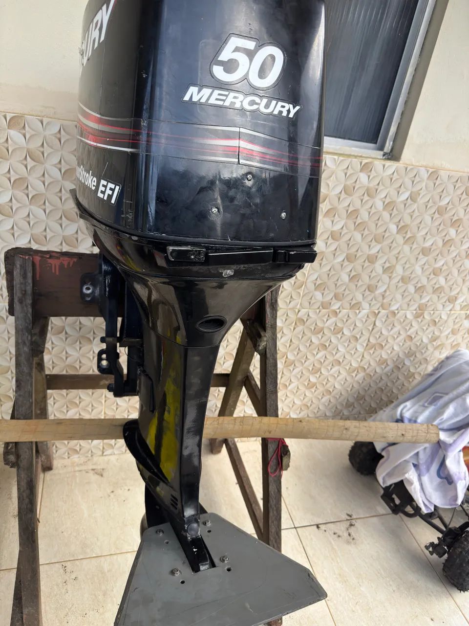 Motor Mercury 2 tempo 50 HP ?