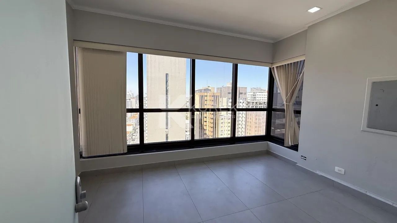 Sala Comercial 4 dormitórios para alugar Centro Curitiba/PR - Foto 4