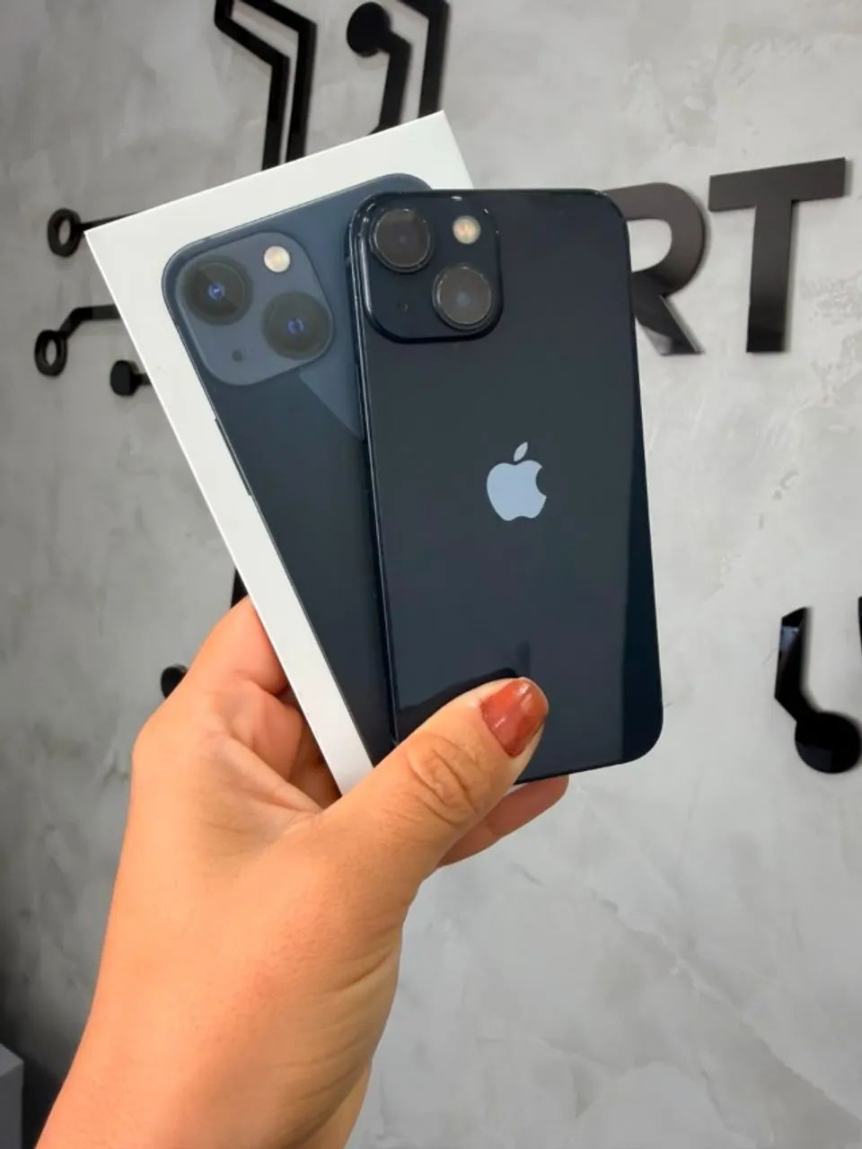 iPhone 13 Mini Midnight - 128GB 100% (Com caixa) - Celulares e