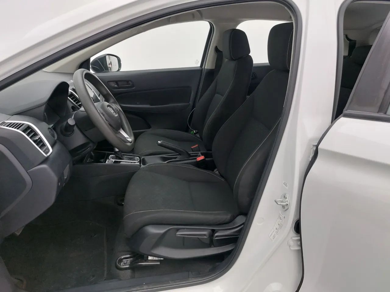 Honda City Hatchback LX 1.5 Flex 16V Aut., foto 16 de 18