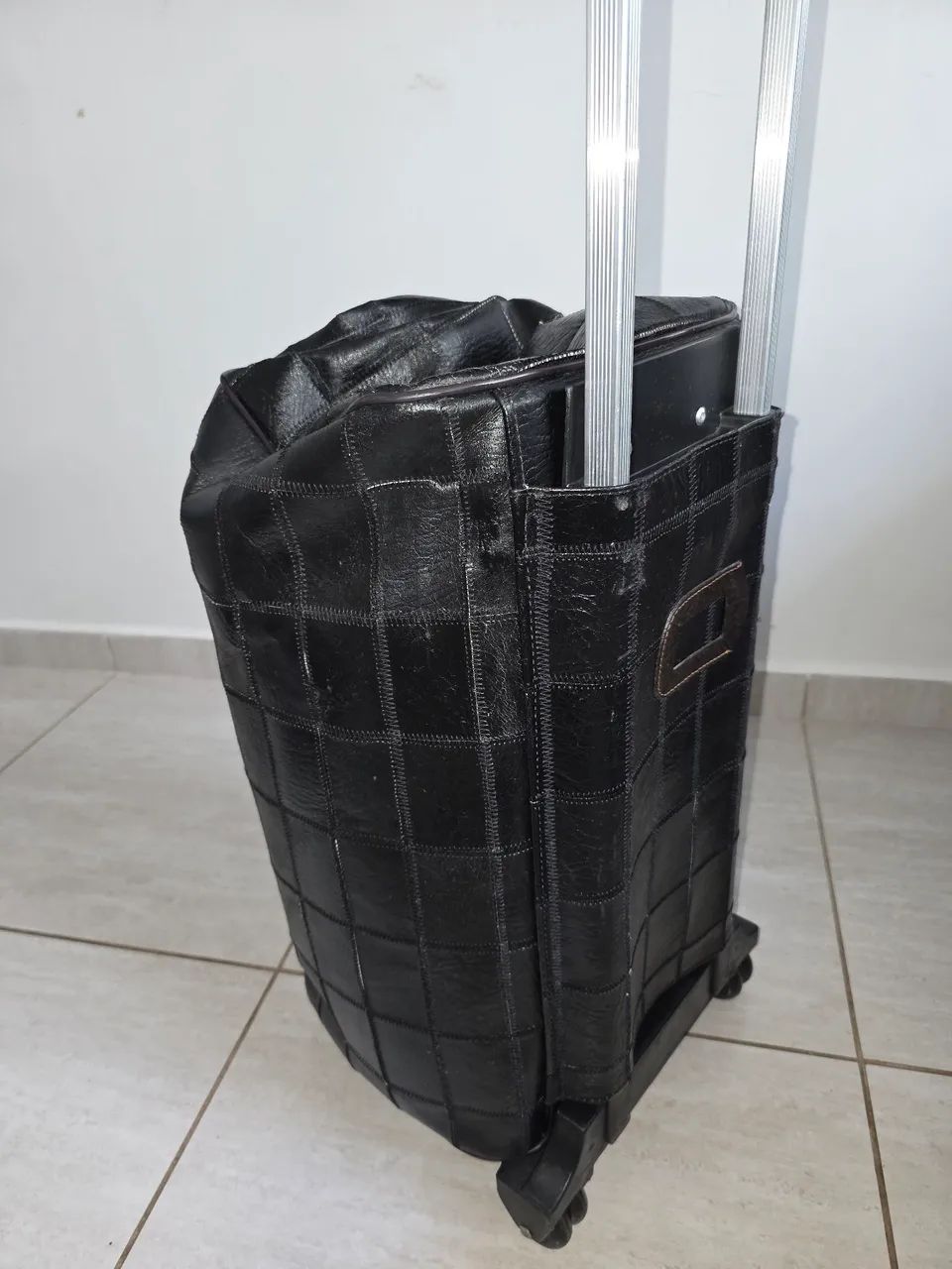 Mala Bolsa Couro Legítimo! - Foto 2