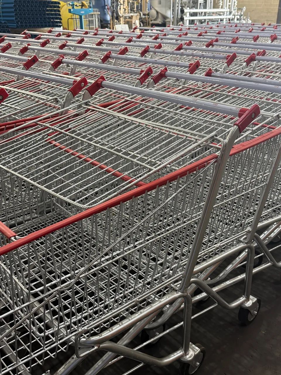     Carrinho 200 Litros Profissional - Ideal para Mercados e Atacado - Foto 4