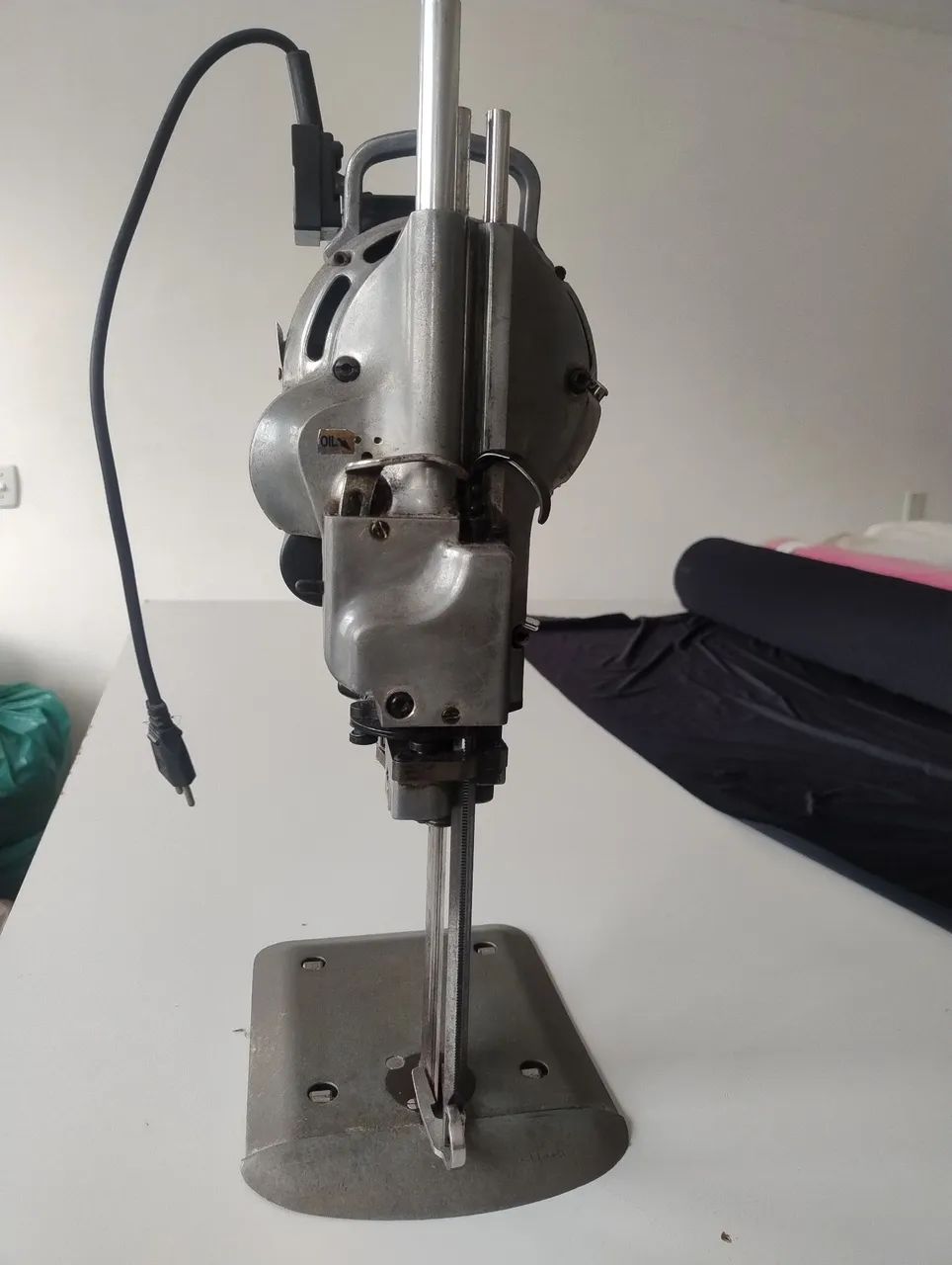 MÁQUINA DE CORTAE TECIDO 8 POLEGADAS - Foto 3