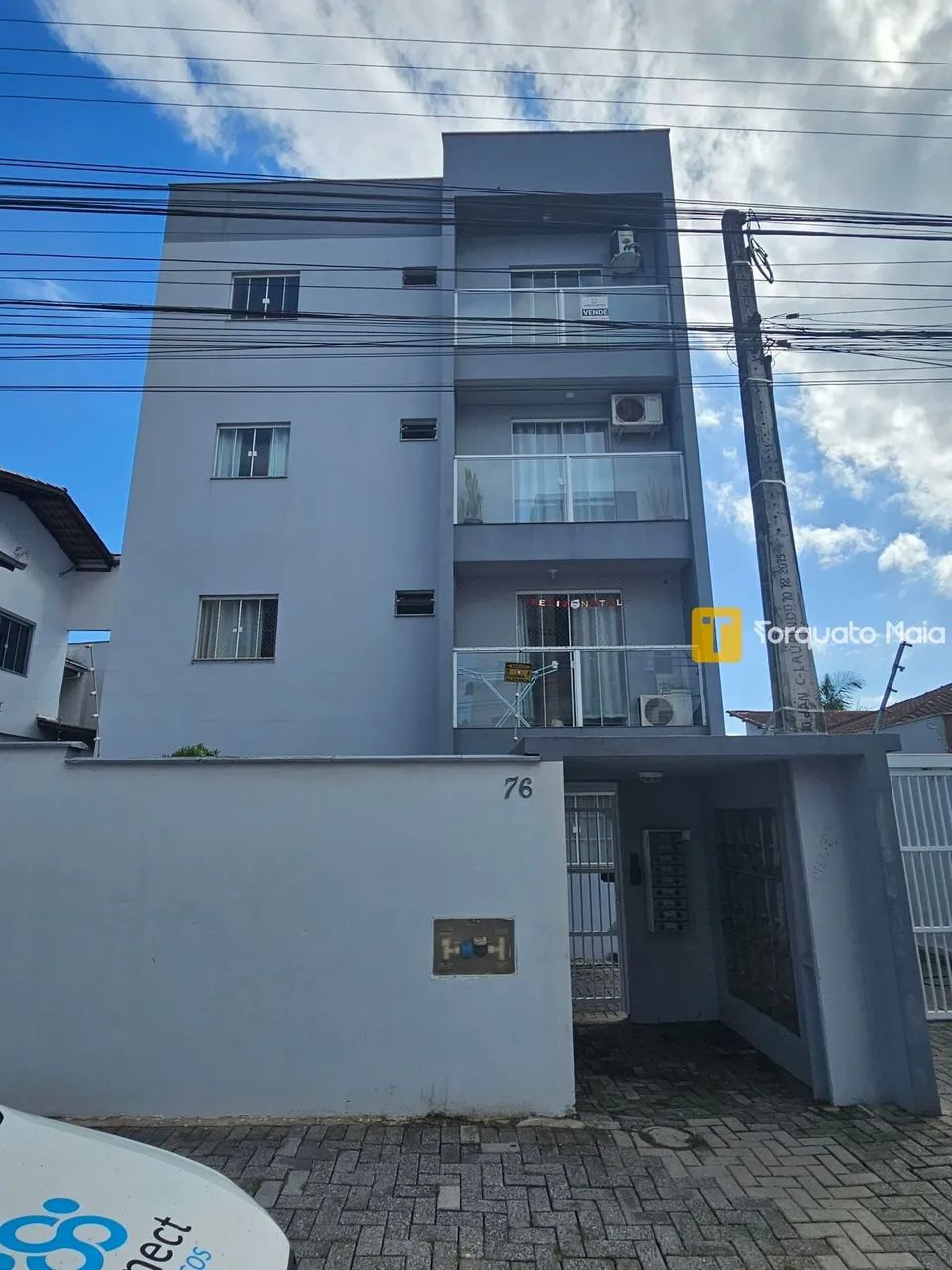 Amplo 2 Quartos com Sacada, Churrasqueira e Móveis Sob Medida  4º Andar