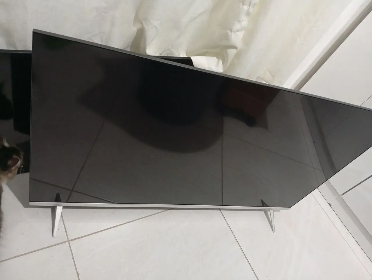 Vendo TV de 50 polegadas Philips com defeito - Foto 2